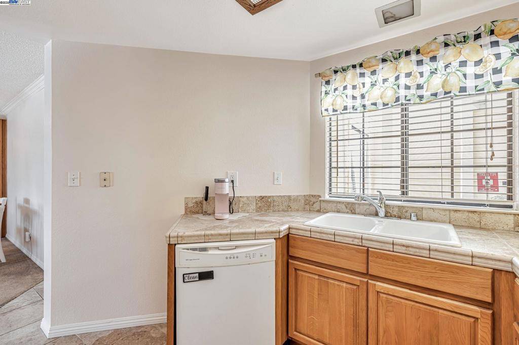 Hercules, CA 94547,509 Devonwood