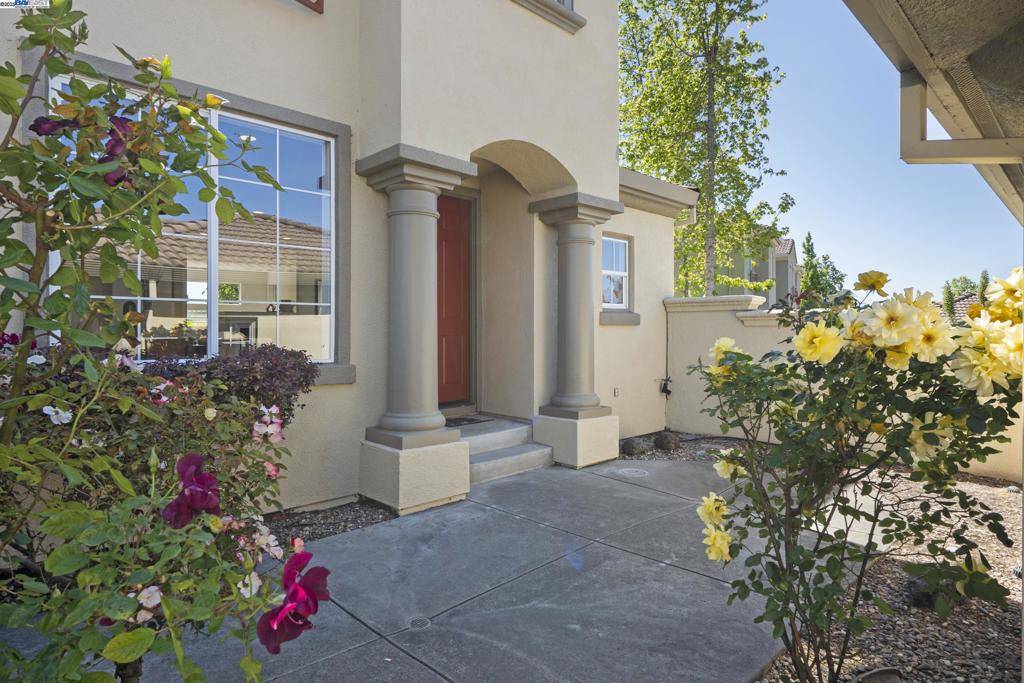 Castro Valley, CA 94552,22180 W Lyndon Loop