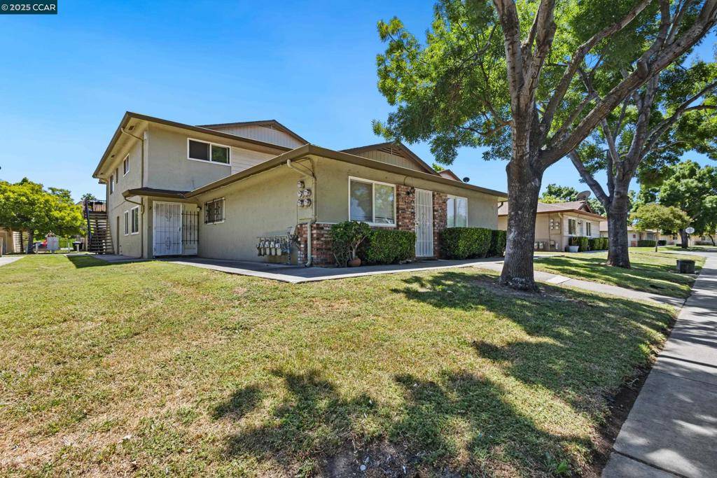 Antioch, CA 94509,2313 Peppertree Way #1