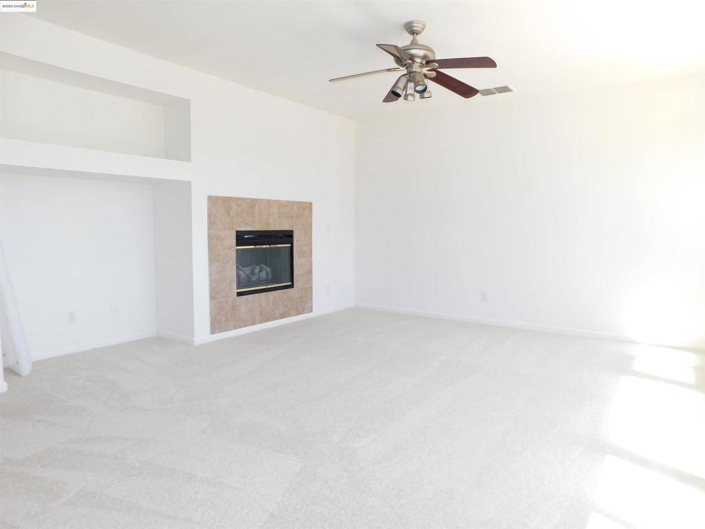 Antioch, CA 94509,3915 Hummingbird Dr