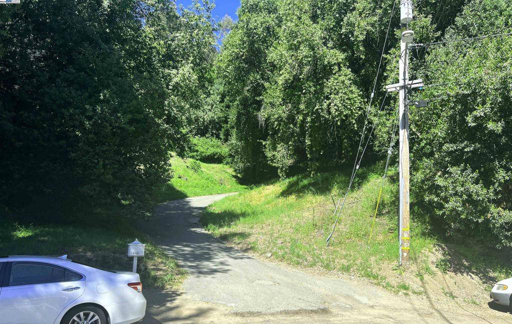 Oakland, CA 94603,0 Willowbank Ct