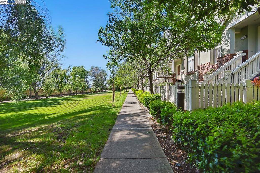 Fremont, CA 94539,48962 Woodgrove Cmn