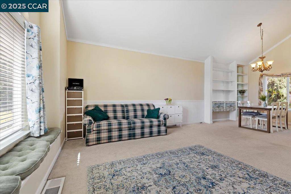 Antioch, CA 94509,3852 Rockford Dr