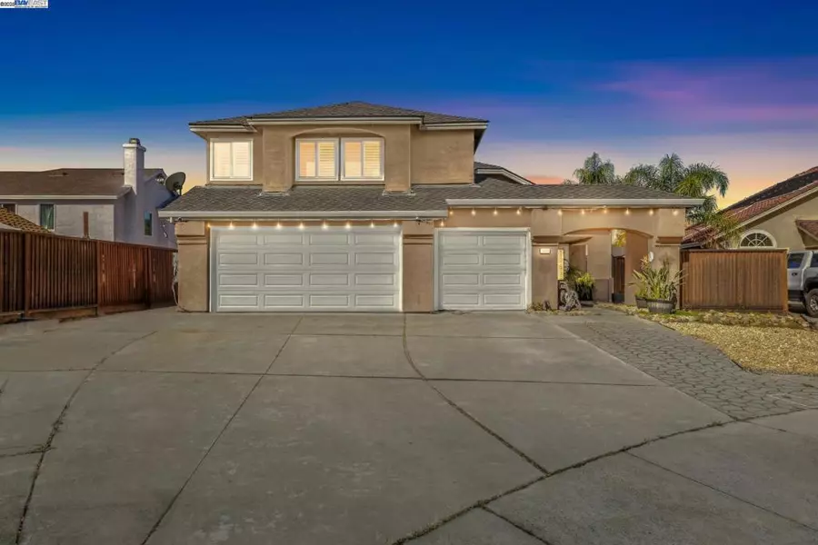 1005 Wood Thrush Ln, Tracy, CA 95376
