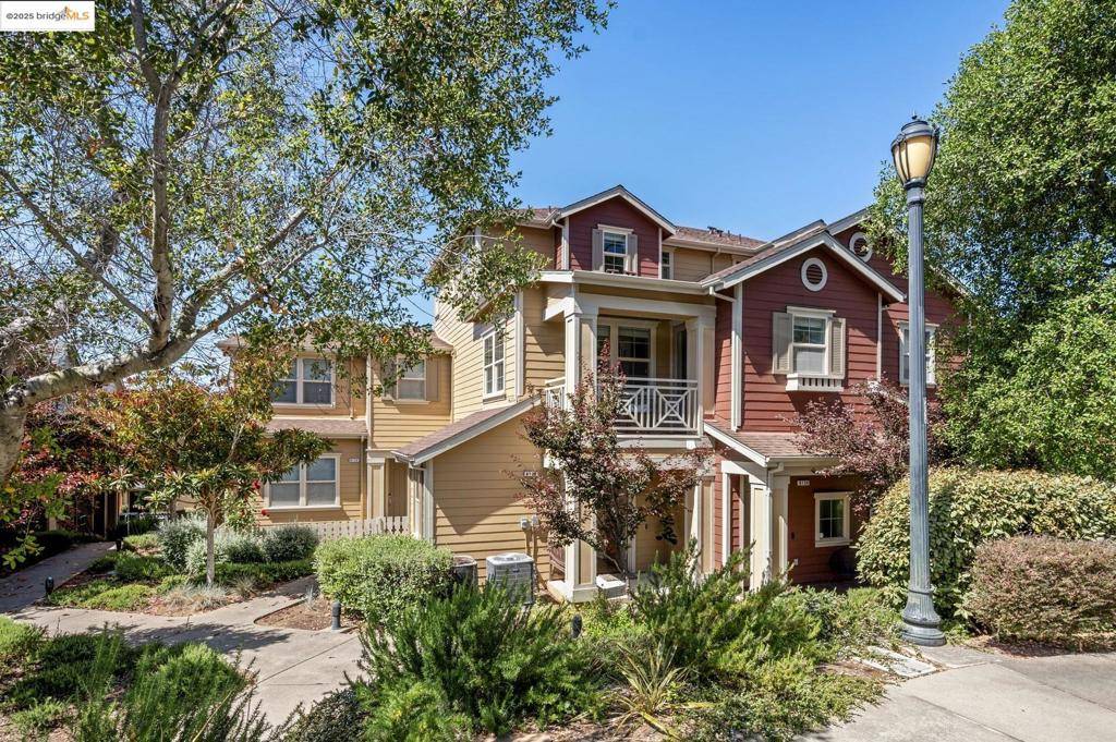 6132 Old Quarry Loop, Oakland, CA 94605