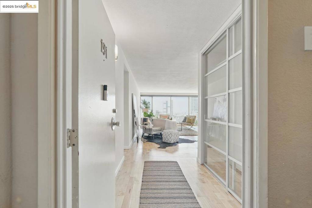Oakland, CA 94612,1555 Lakeside Dr #191