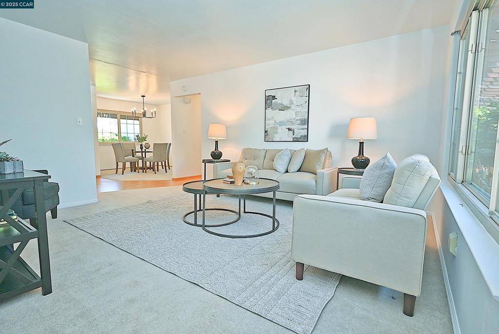Martinez, CA 94553,1524 Martindale Dr