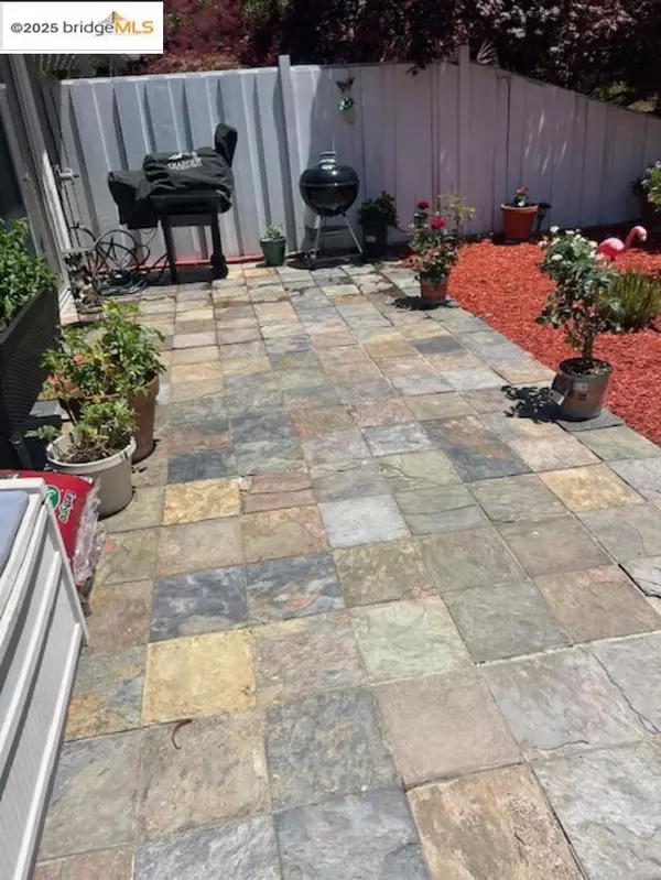 Oakland, CA 94605,55 Turtle Creek St