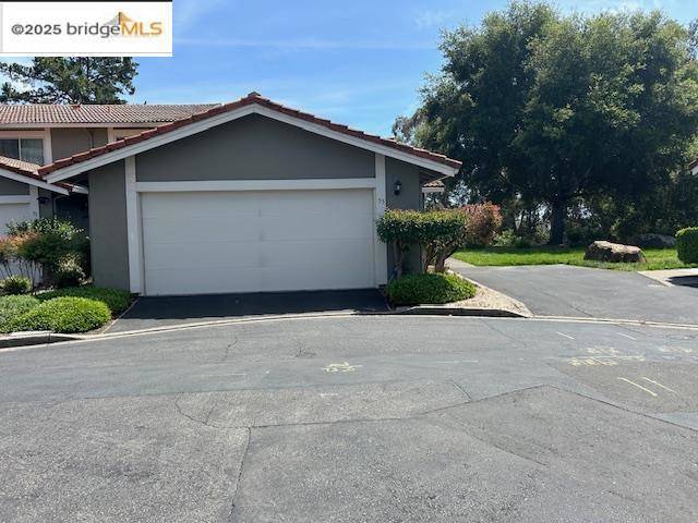 55 Turtle Creek St, Oakland, CA 94605