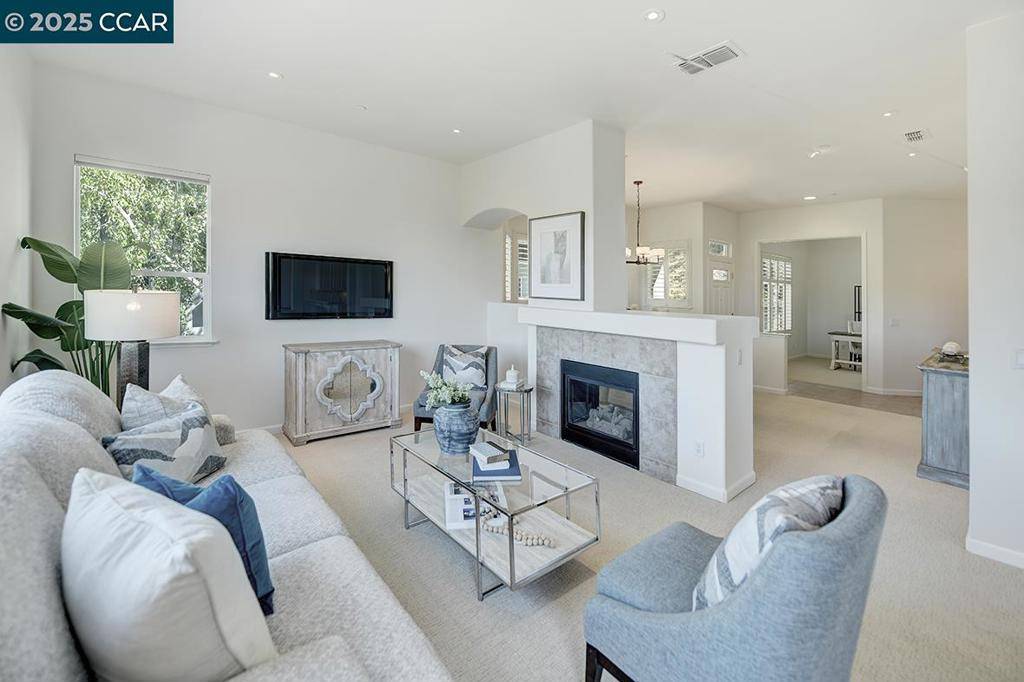 Walnut Creek, CA 94595,2916 Saklan Indian Dr