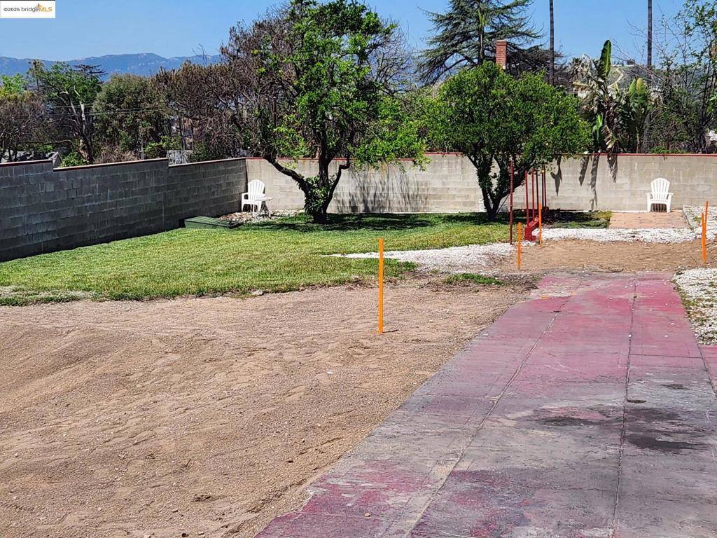 Altadena, CA 91001,3183 Grandeur
