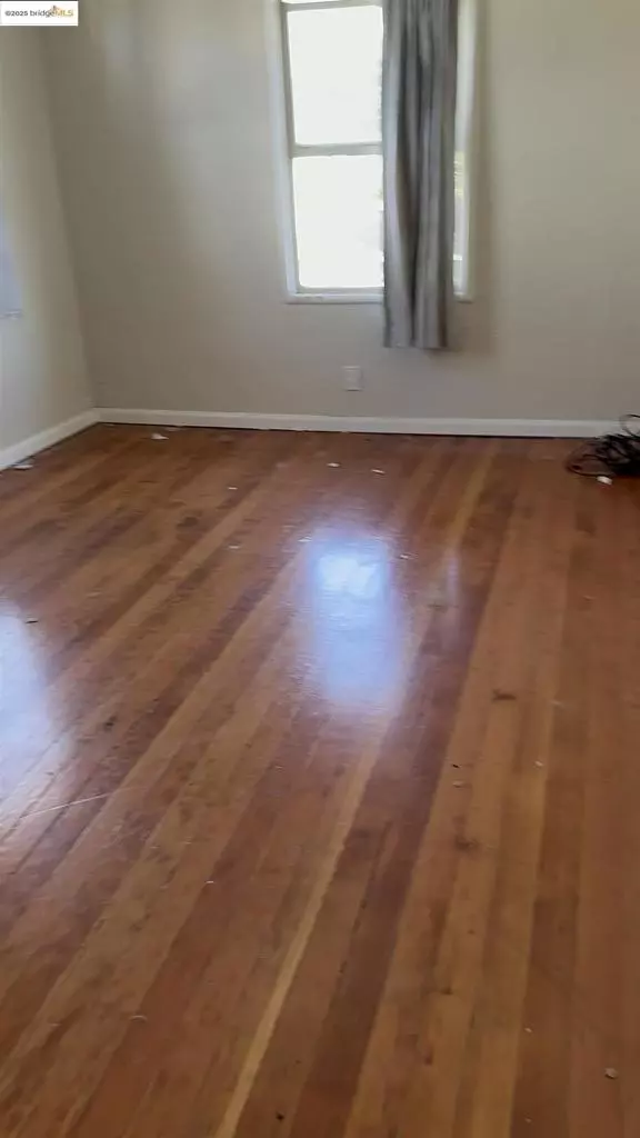 Oakland, CA 94607,1525 Adeline St