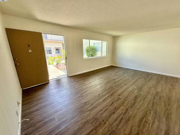 San Leandro, CA 94578,809 Coburn Ct