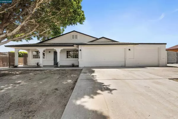 86149 Calle Bouganville, Coachella, CA 92236-2235