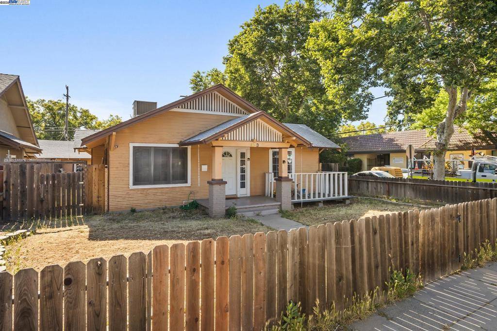 423 High St, Modesto, CA 95354
