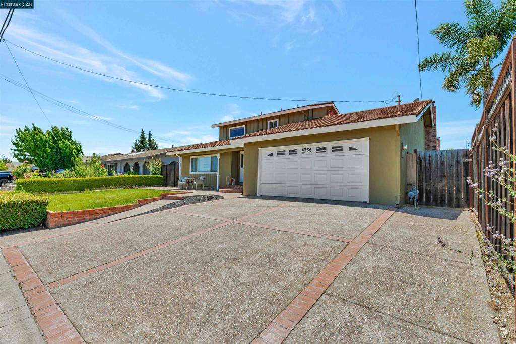 San Ramon, CA 94583,9597 Davona Dr