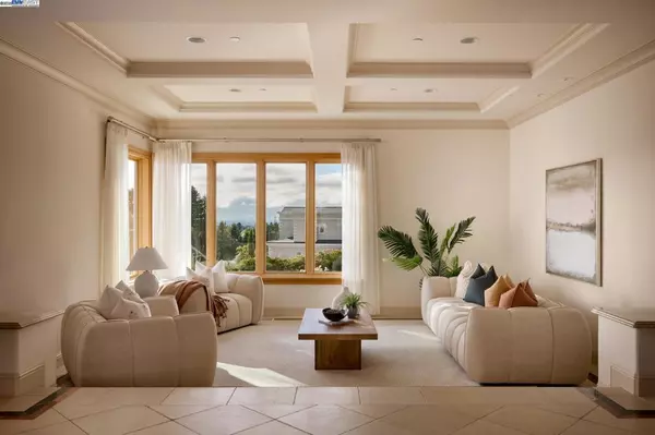 Fremont, CA 94539,44506 Vista Grande Court
