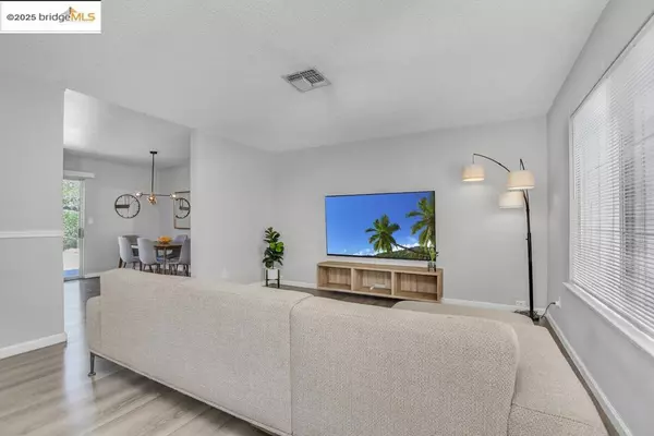 Lathrop, CA 95330,16059 Bizzibe St