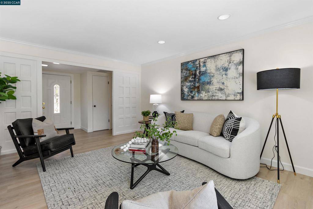 Moraga, CA 94556,59 Shuey Dr
