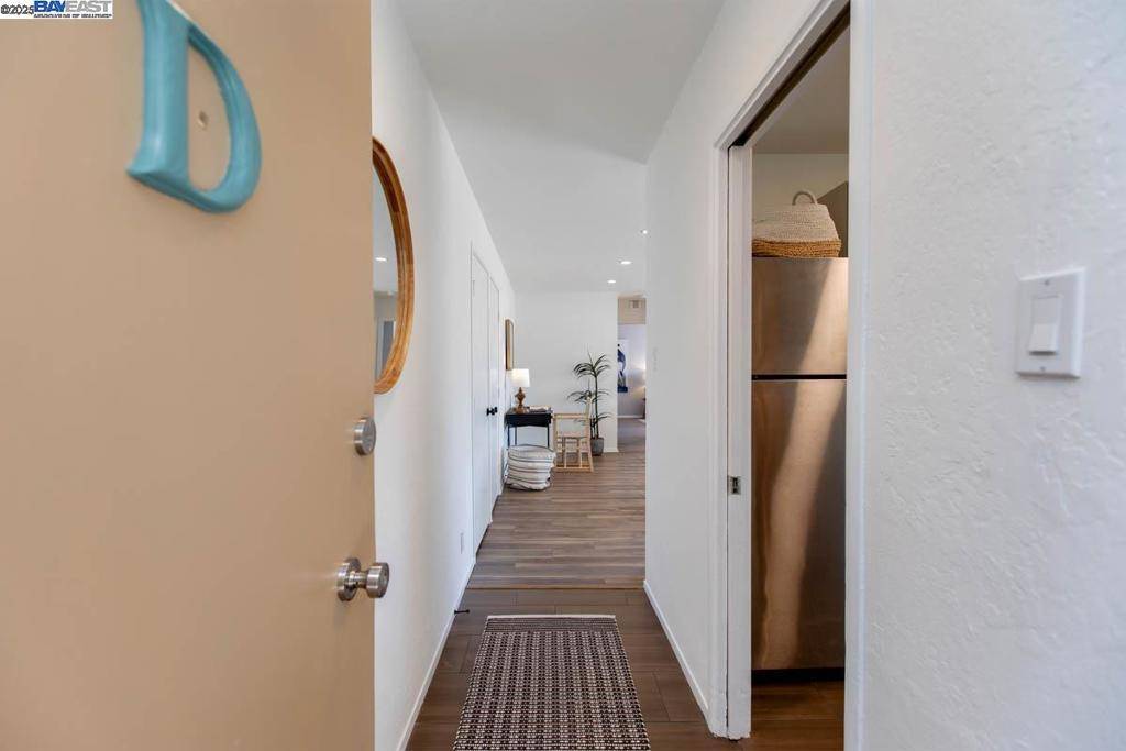 Alameda, CA 94501,2051 Otis Dr #D