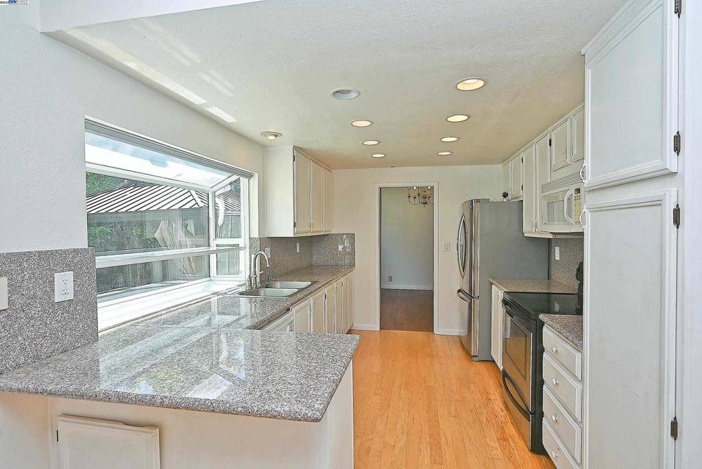 Pleasanton, CA 94566,4919 Mohr Ave