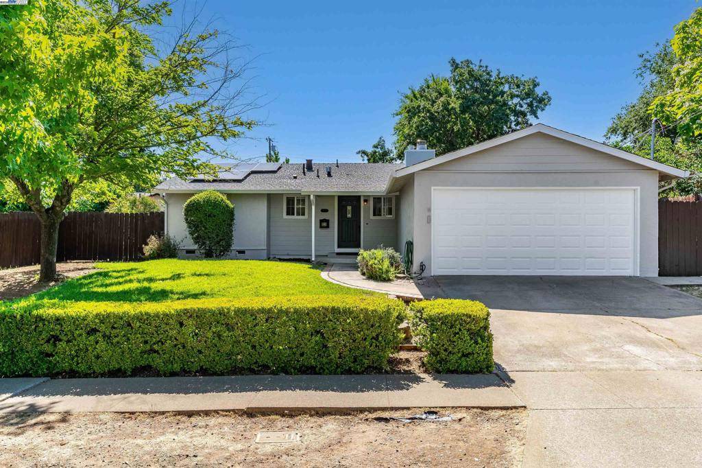 1337 Pennsylvania Blvd, Concord, CA 94521