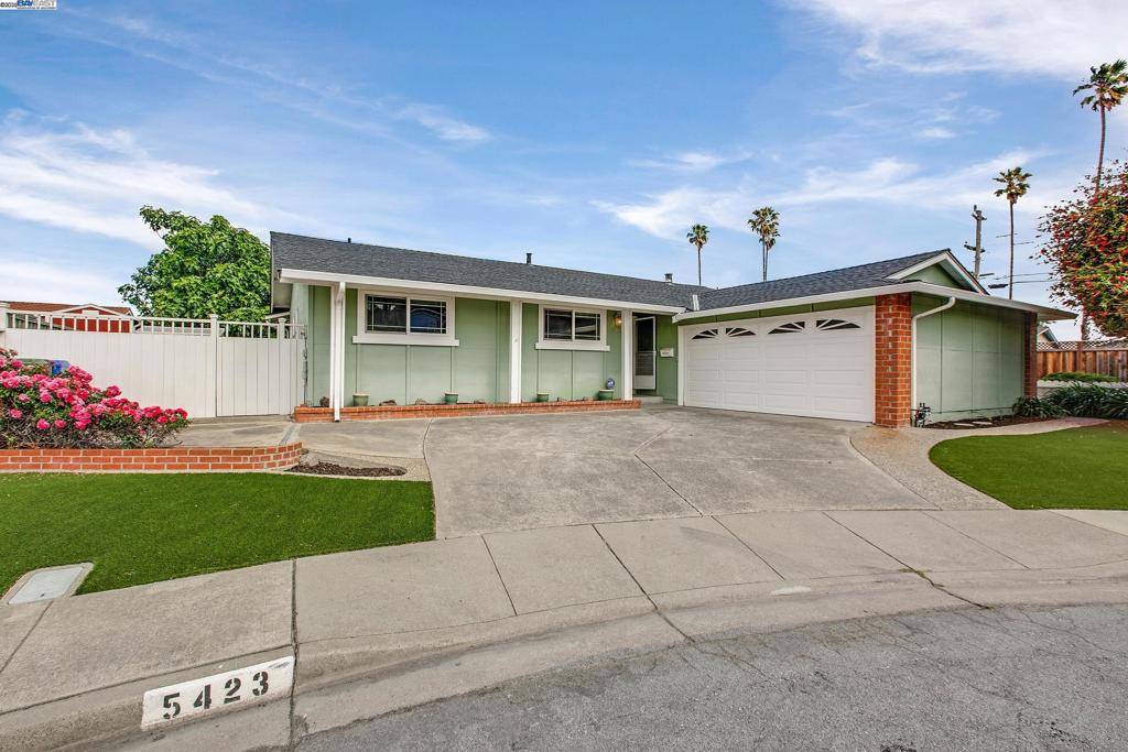 5423 Buchanan Plc, Fremont, CA 94538-1008