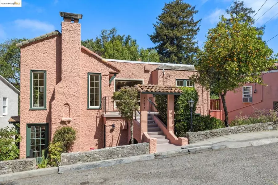 1675 Visalia Ave, Berkeley, CA 94707