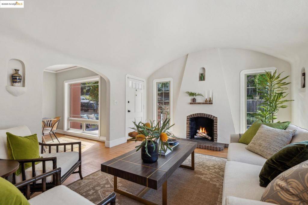 Berkeley, CA 94707,1675 Visalia Ave