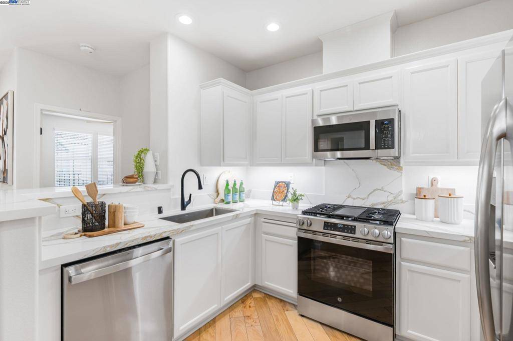 Dublin, CA 94568,3385 Dublin Blvd. #443