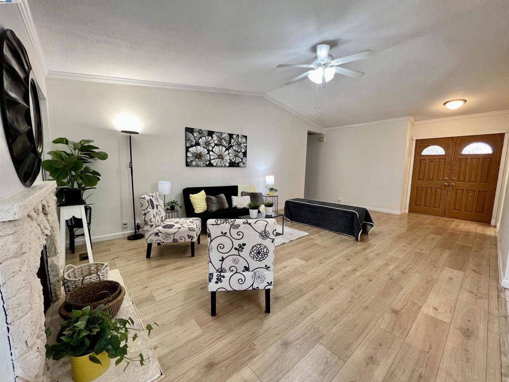 Hayward, CA 94545,2481 Cabrillo Dr