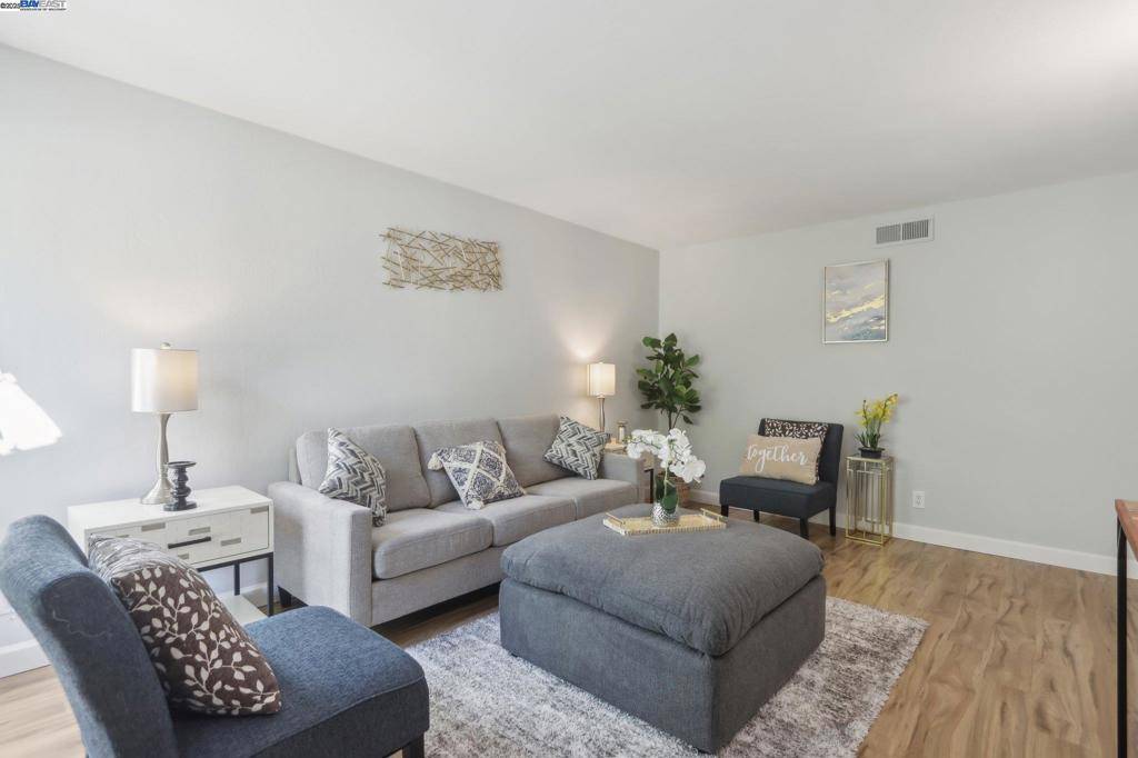 Fremont, CA 94539,40172 Santa Teresa Cmn