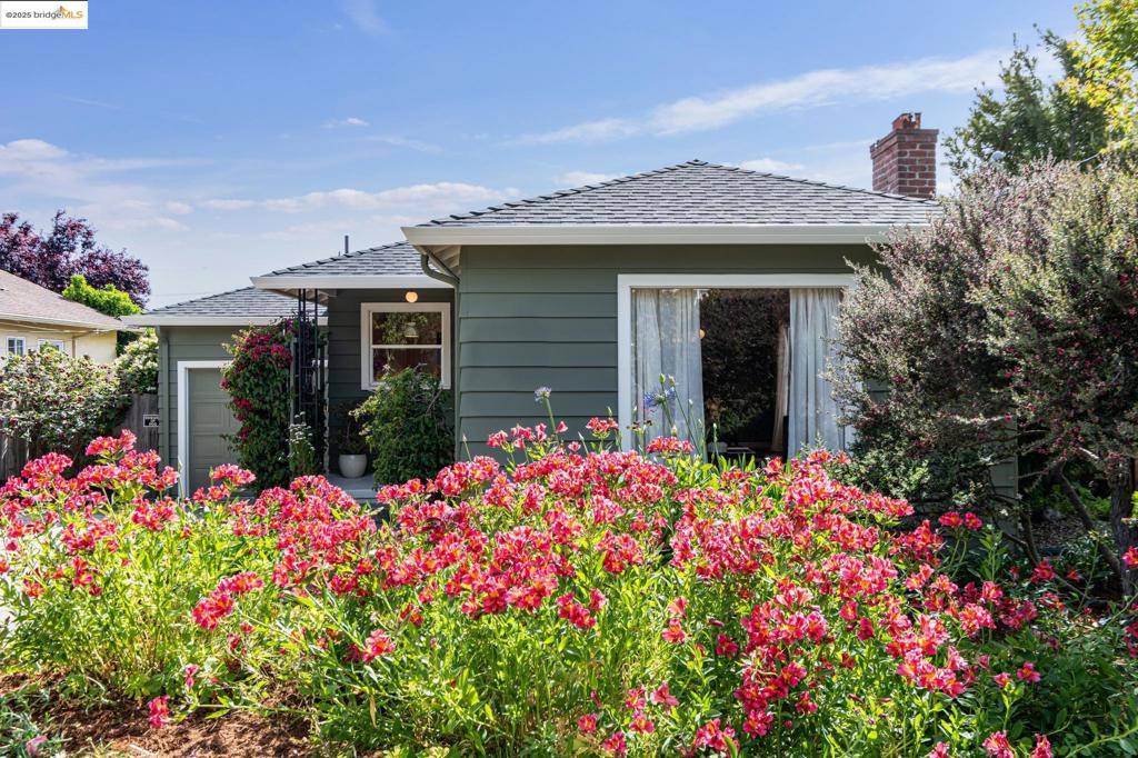 El Cerrito, CA 94530,1621 Everett St
