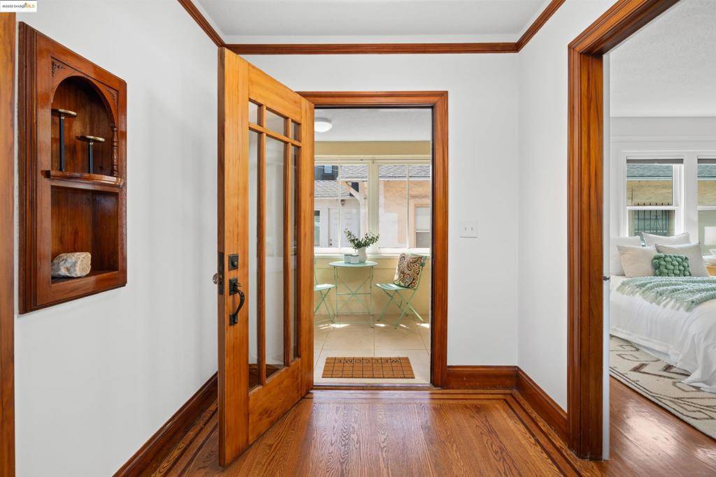 Berkeley, CA 94702,1115 Blake St