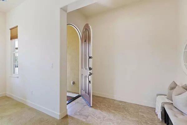 Dublin, CA 94568,2715 Palatino Ct