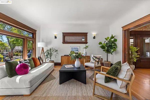 Oakland, CA 94618,380 60th Street