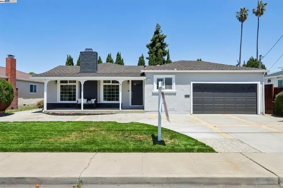 37512 Willowood Dr, Fremont, CA 94536