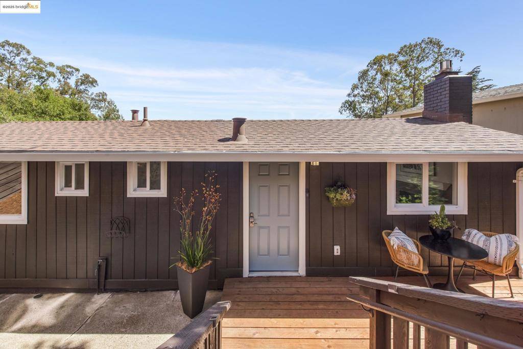 Oakland, CA 94611,6950 Chambers Dr