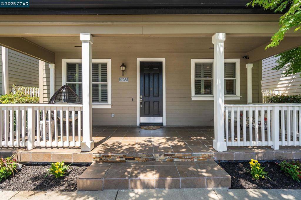 Hercules, CA 94547,2033 De Anza Ln