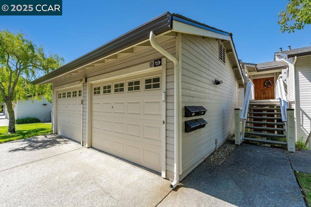 Walnut Creek, CA 94595,4332 Terra Granada Dr #1B