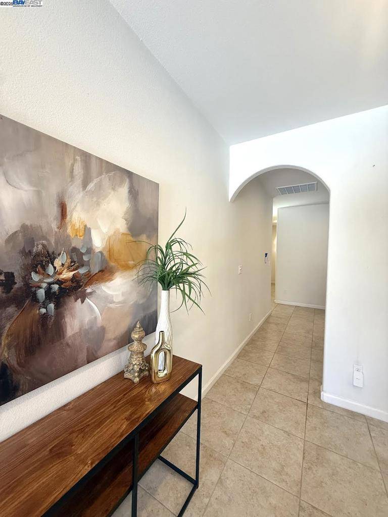 Los Banos, CA 93635,1602 Woodbrush Ave
