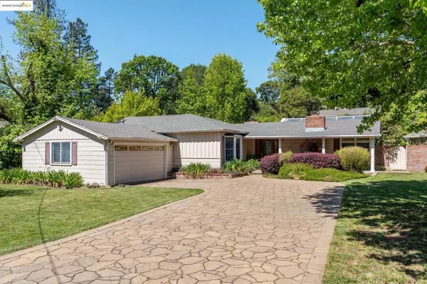 Orinda, CA 94563,14 El Camino Moraga
