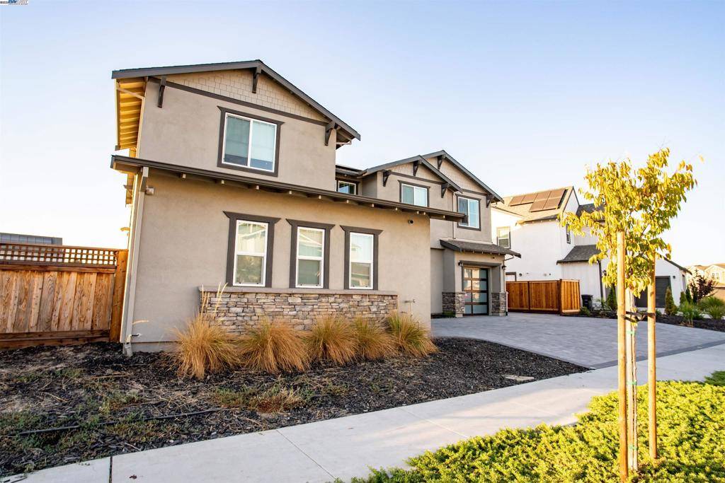 Lathrop, CA 95330,15991 Duggar Dr