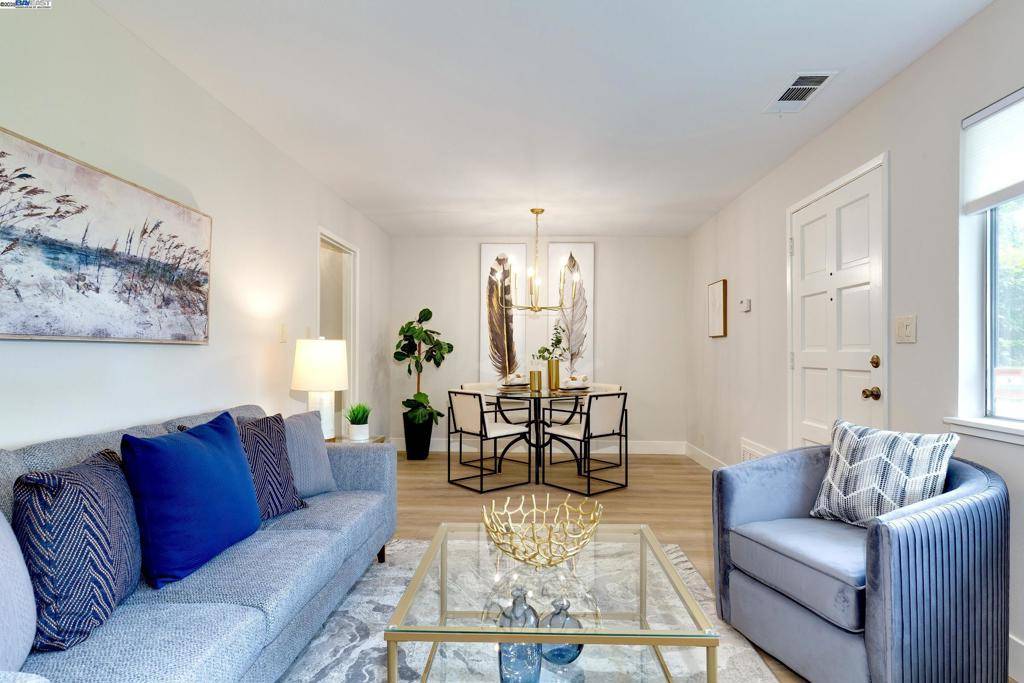 Alameda, CA 94501,3171 Bayview Dr