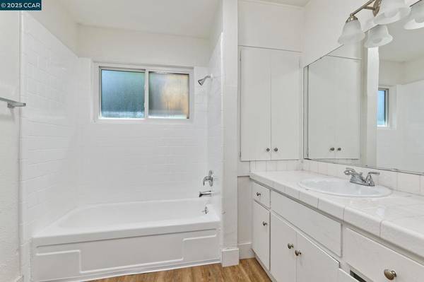 Carmichael, CA 95608,4913 Douvan Ct