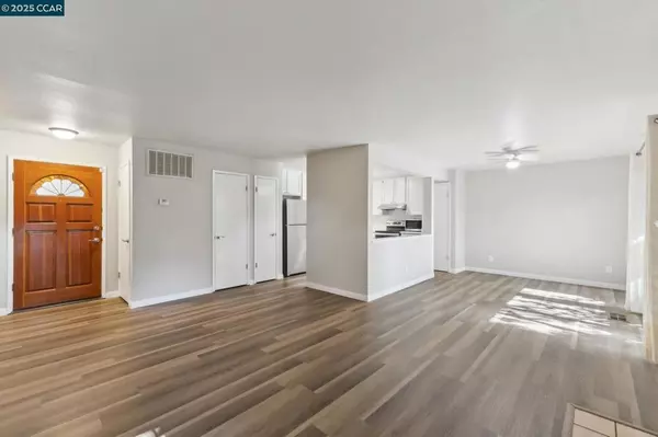 Walnut Creek, CA 94597,1064 Wesley Ct #2