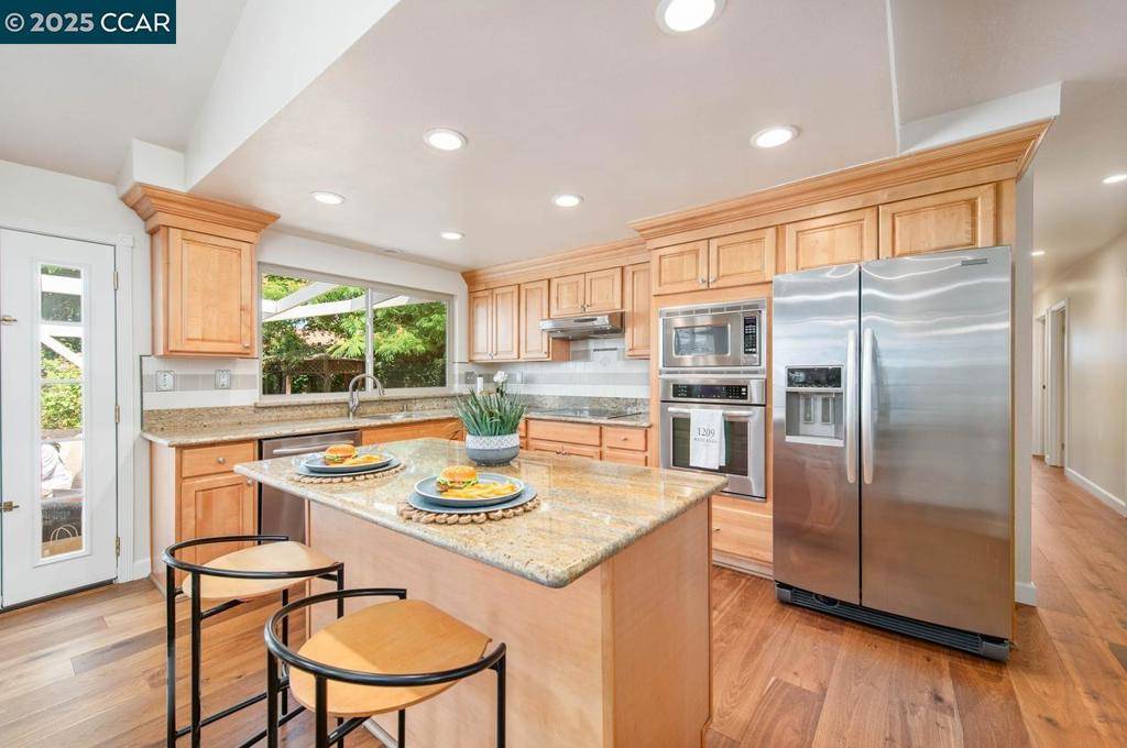 Concord, CA 94521,1209 Redlands Way