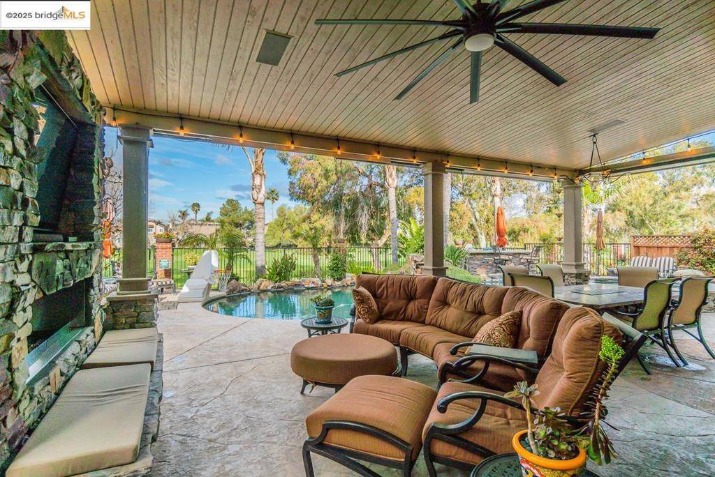 Discovery Bay, CA 94505,2438 Pinehurst Ct
