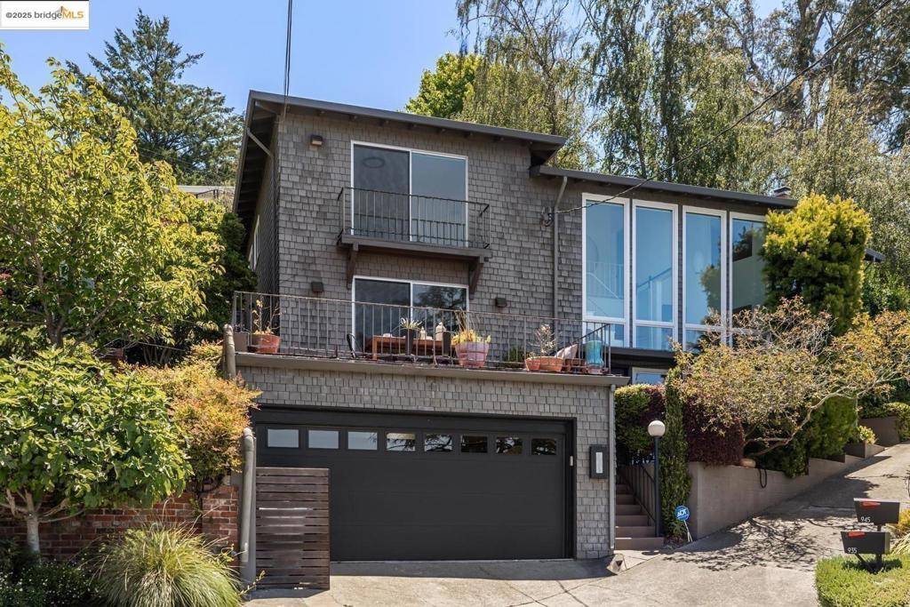 Berkeley, CA 94708,935 Grizzly Peak BLVD