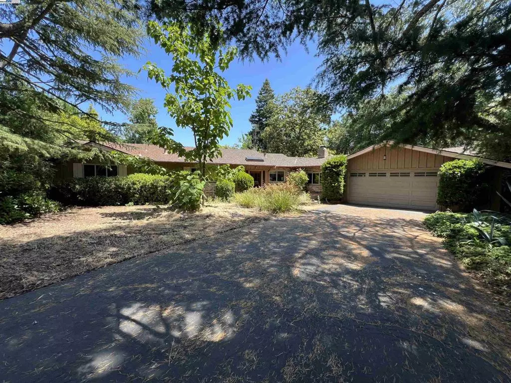 Danville, CA 94526,16 Sheri Ct